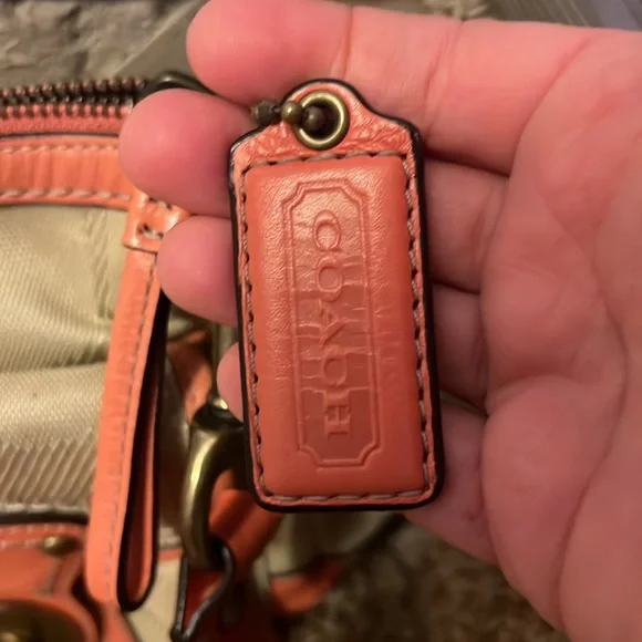 Coach handbag - Picture 2 of 5